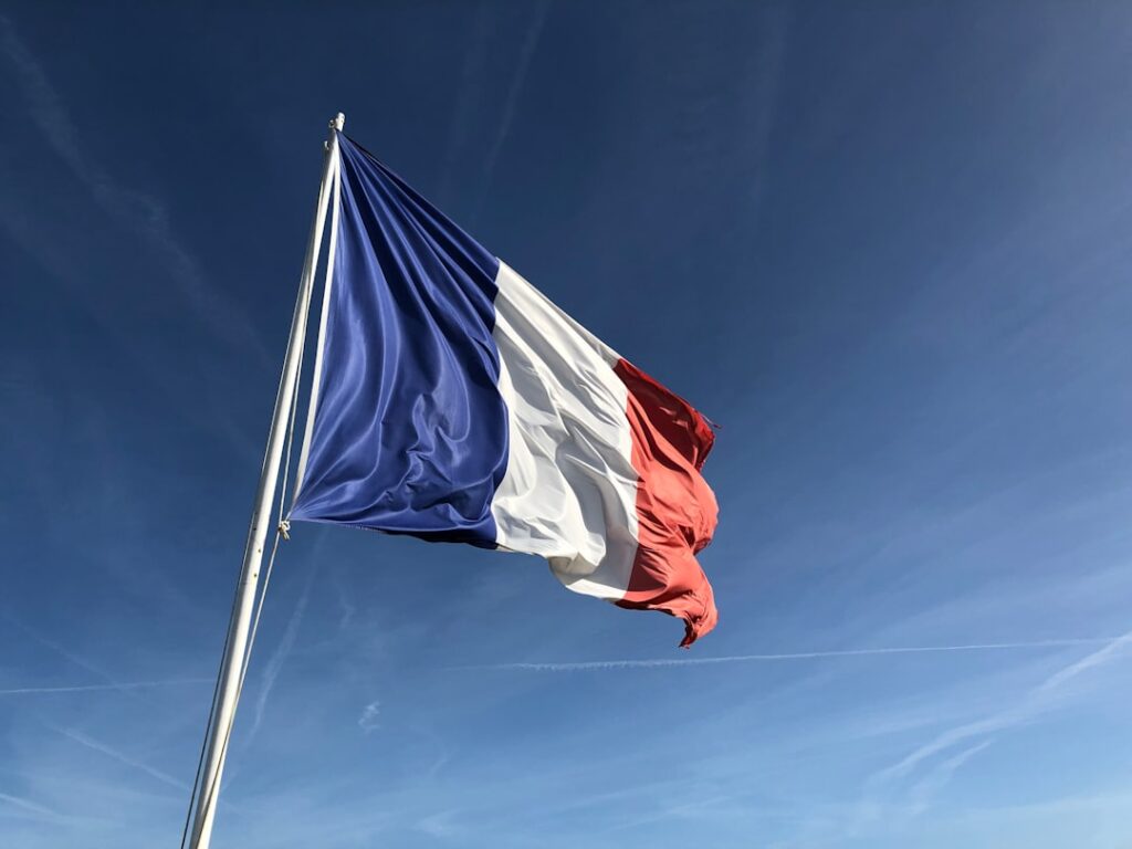 Quel est le pays le plus loin de la France